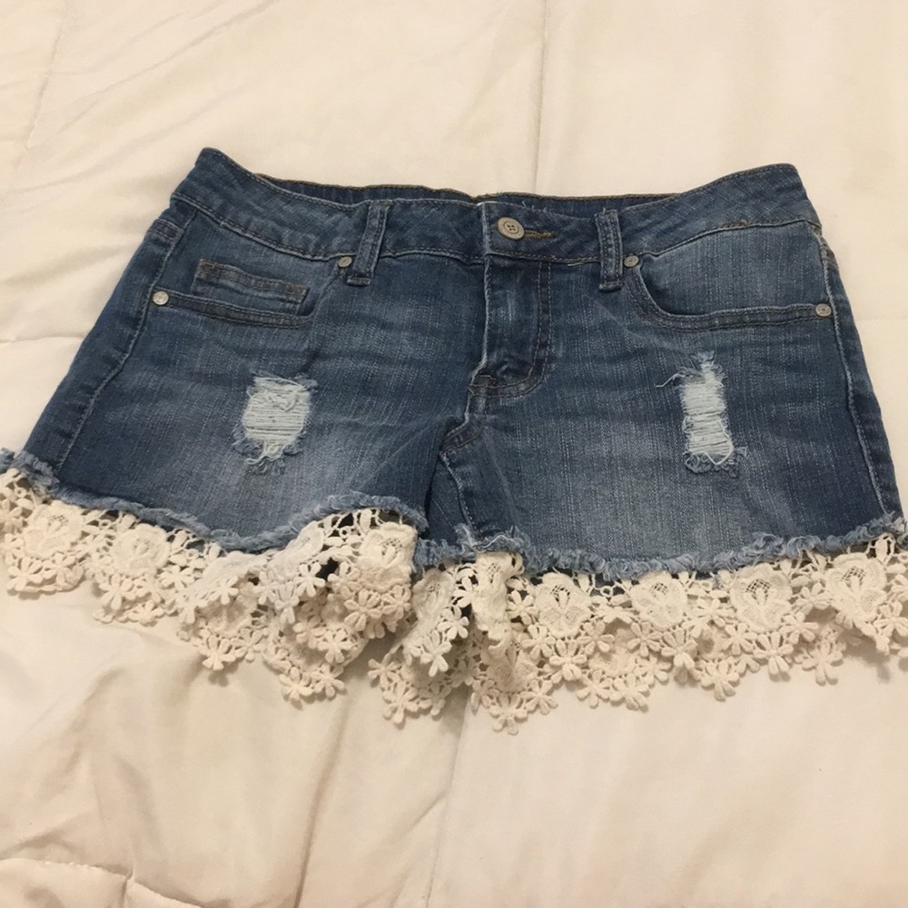 Altar’d state shorts